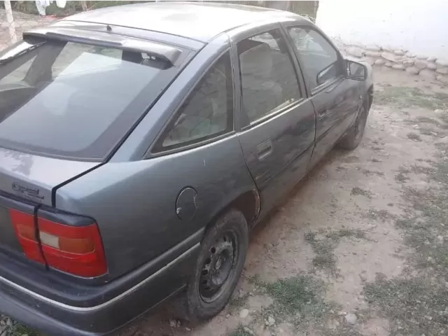 Opel Vectra A 1, avtobaza.tj