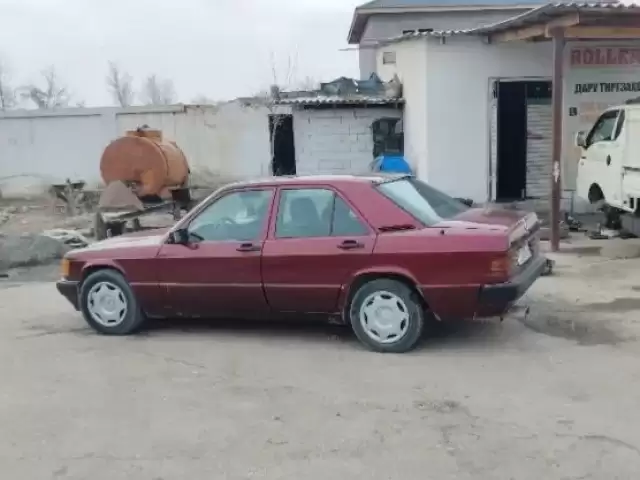 Mercedes-Benz 190, 1989 1, avtobaza.tj