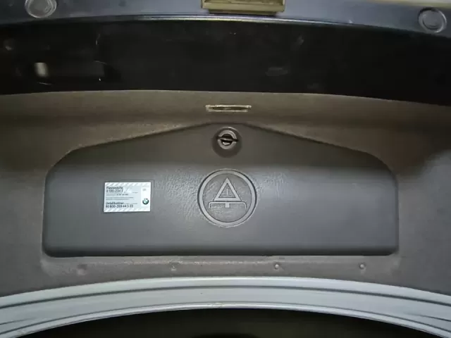 BMW M5 1, avtobaza.tj