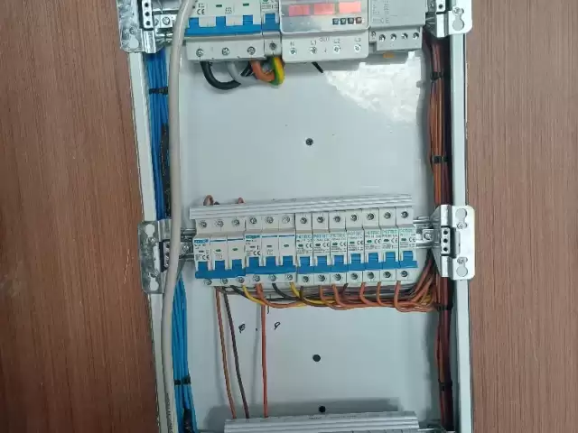 Услуги Электрика 1, farmo.tj
