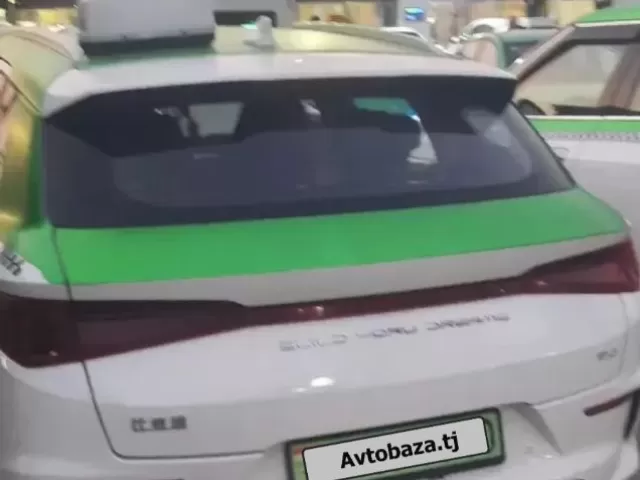 BYD E2, 2024 1, avtobaza.tj
