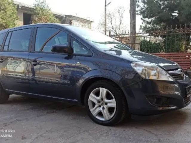 Opel Zafira 1, avtobaza.tj