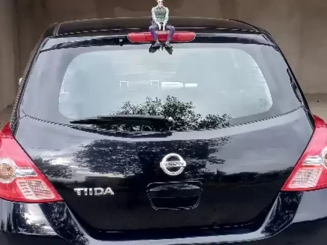 Nissan Tiida, 2009 1, avtobaza.tj Nissan Tiida, 2009 1, avtobaza.tj