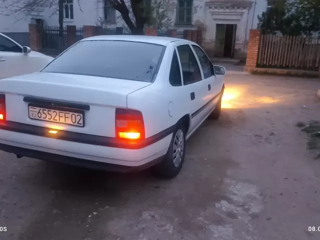 Opel Vectra A, 1992 1, avtobaza.tj