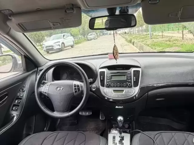 Hyundai Avante, 2009 1, avtobaza.tj