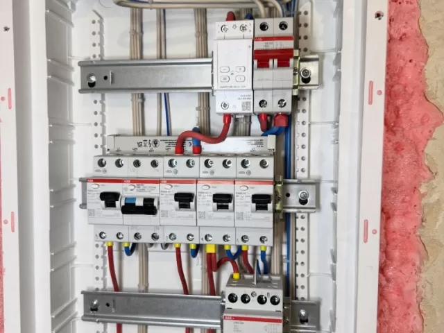 Услуги Электромантаж 1, farmo.tj