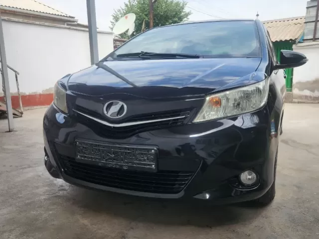 Toyota Vitz, 2011 1, avtobaza.tj
