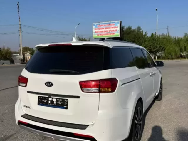 Kia Carnival, 2015 1, avtobaza.tj