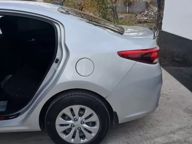 Kia Rio 1, avtobaza.tj