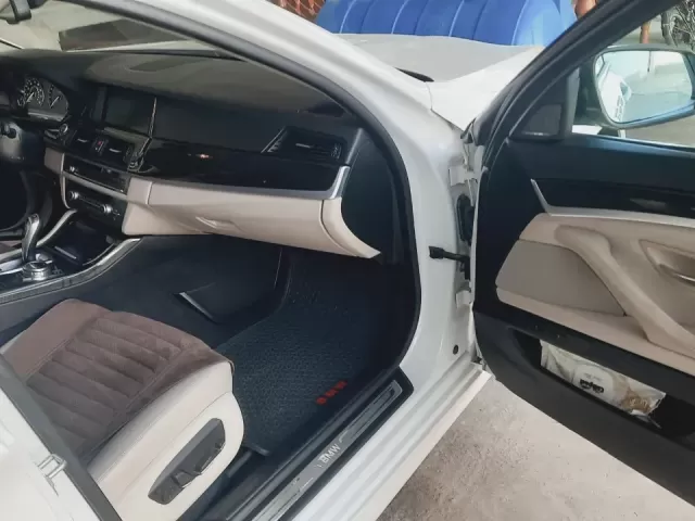 BMW 5 Series 528, 2014 1, avtobaza.tj