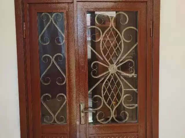 Устои красчик, маляр 1, farmo.tj