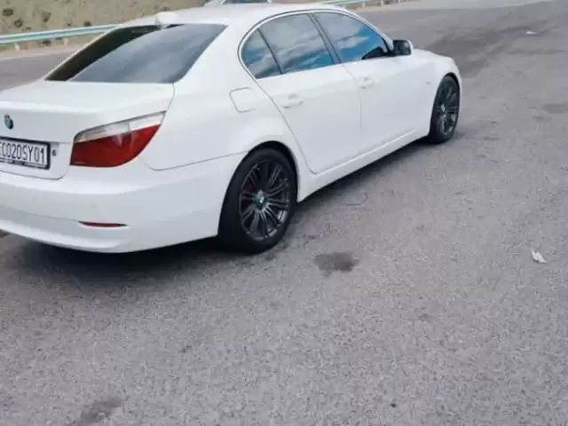 BMW 5 Series 520, 2008 1, avtobaza.tj