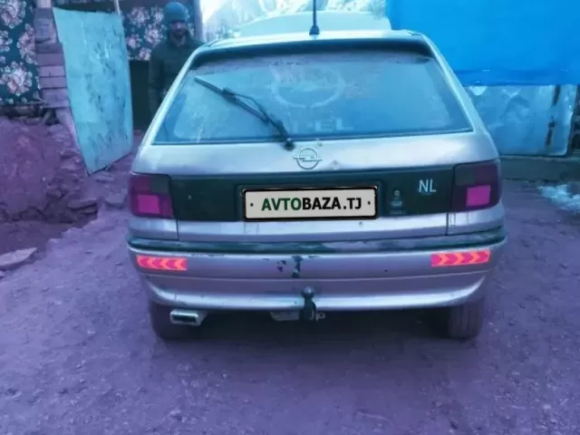 Opel Astra F 1, avtobaza.tj