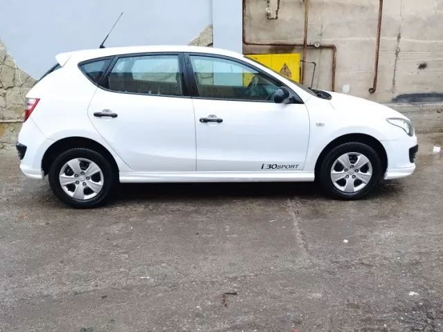 Hyundai i30 1, avtobaza.tj