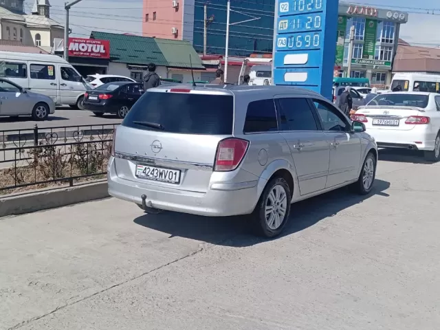 Opel Astra H, 2010 1, avtobaza.tj