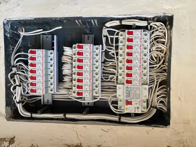 Услуги Электрика 1, farmo.tj