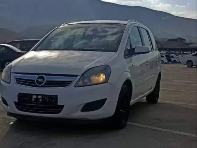 Opel Zafira 1, avtobaza.tj