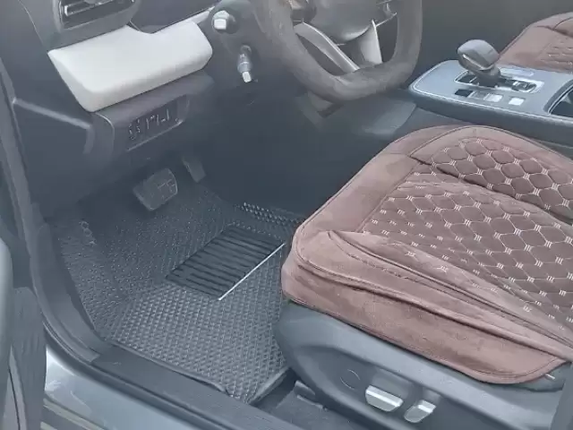 BAIC EU5, 2024 1, avtobaza.tj