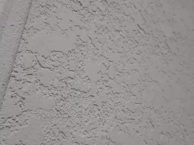 Краска кардани Дарвозахо и решоткахо 1, farmo.tj