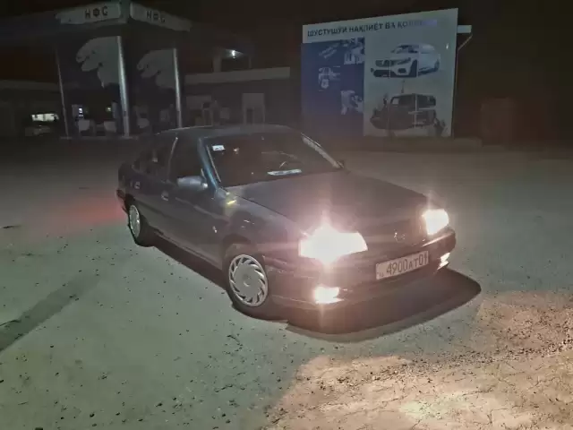 Opel Vectra A, 1995 1, avtobaza.tj Opel Vectra A, 1995 1, avtobaza.tj