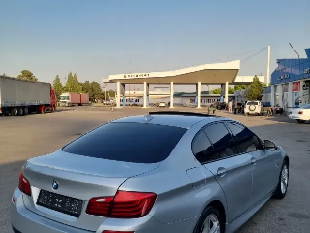 BMW 5 Series 520 1, avtobaza.tj