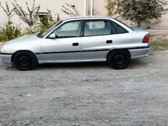 Opel Astra F 1, avtobaza.tj