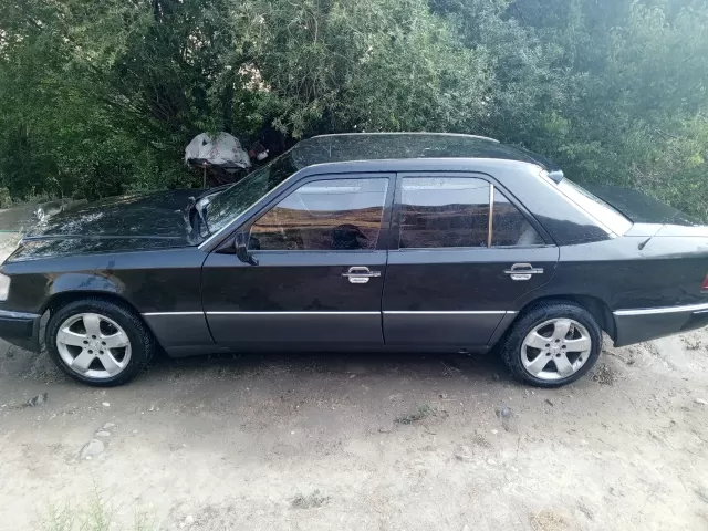 Mercedes-Benz W124, 1991 1, avtobaza.tj
