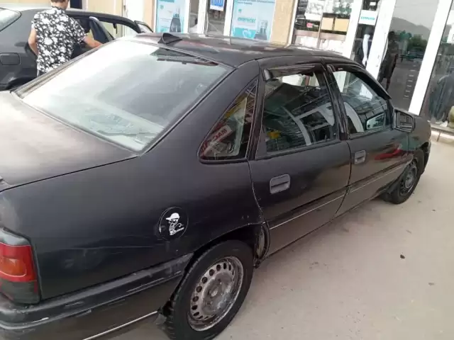 Opel Vectra A, 1994 1, avtobaza.tj