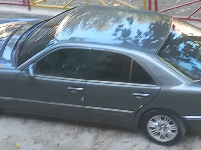 Mercedes-Benz E class 1, avtobaza.tj