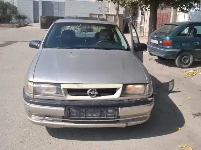 Opel Vectra A, 1993 1, avtobaza.tj