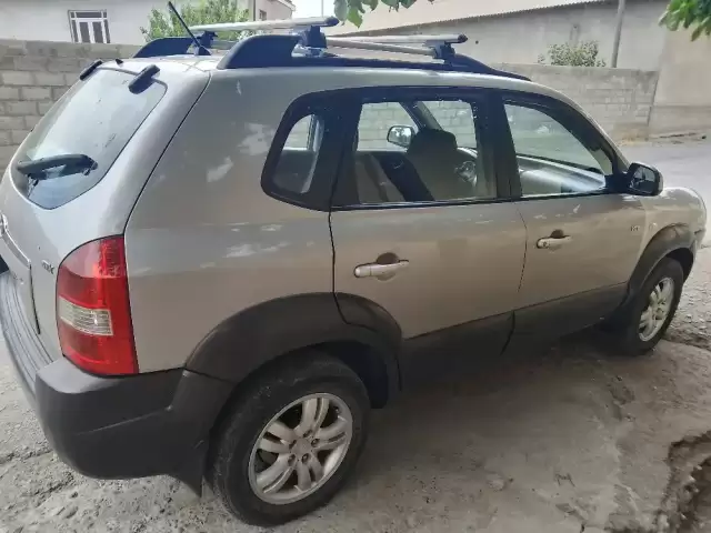 Hyundai Tucson, 2007 1, avtobaza.tj