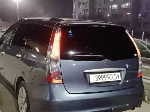 Mitsubishi Grandis, 2007 1, avtobaza.tj