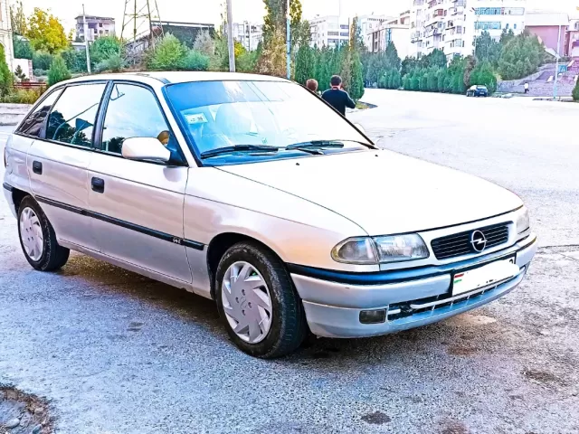 Opel Astra F 1, avtobaza.tj