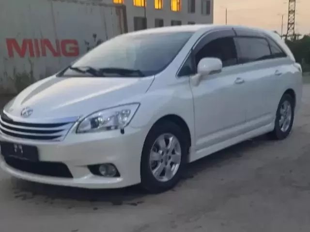 Toyota Mark X ZiO 1, avtobaza.tj