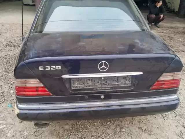 Mercedes-Benz W124, 1995 1, avtobaza.tj
