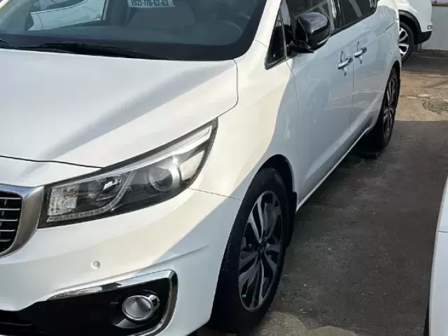 Kia Carnival, 2015 1, avtobaza.tj