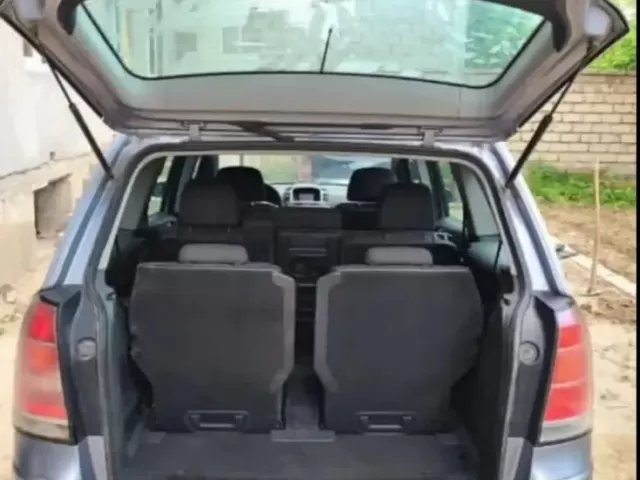 Opel Zafira 1, avtobaza.tj