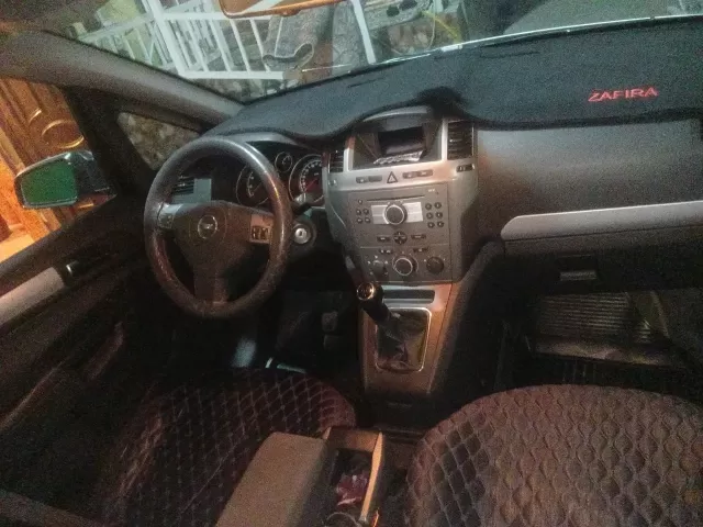 Opel Zafira 1, avtobaza.tj