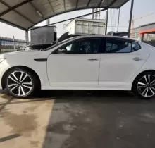 Kia K5, 2015 в Худжанд 