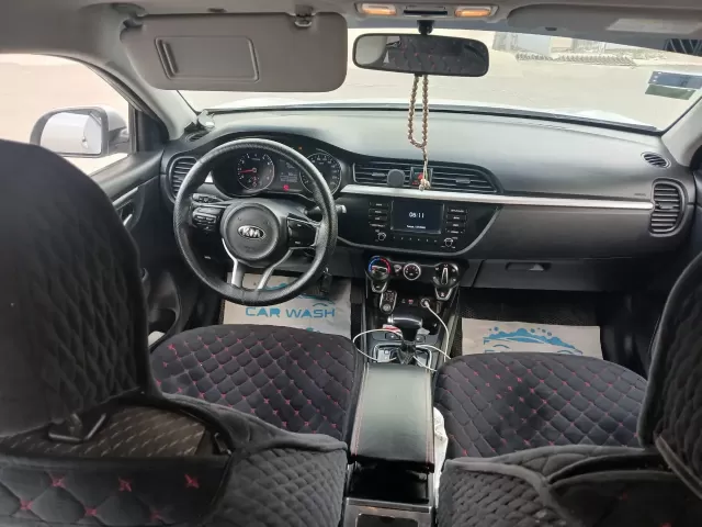 Kia Rio 1, avtobaza.tj