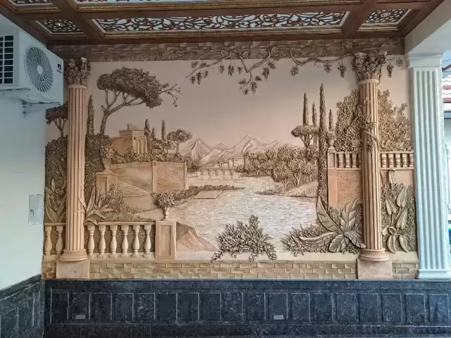 Барельеф на стене 1, farmo.tj