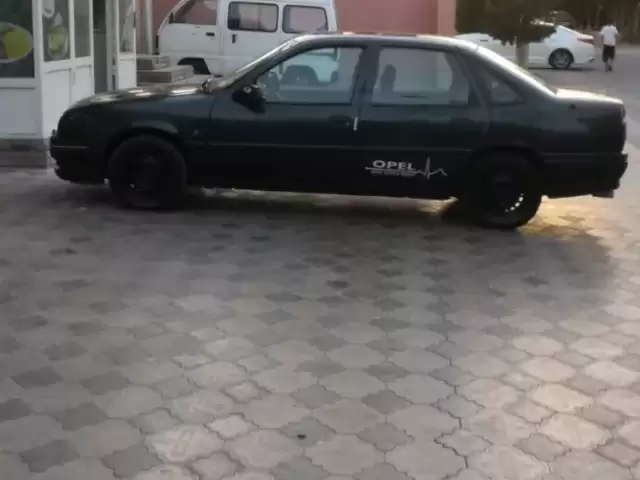 Opel Vectra A, 1993 1, avtobaza.tj Opel Vectra A, 1993 1, avtobaza.tj