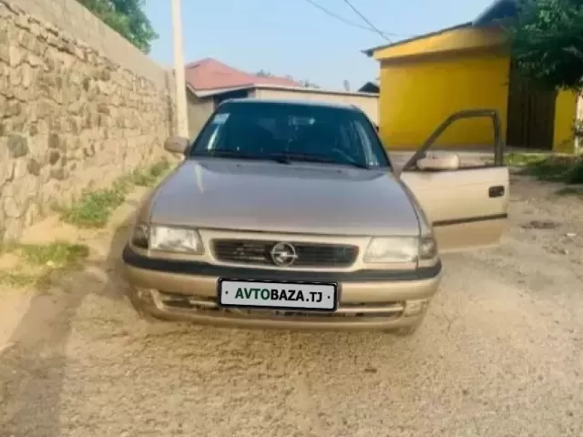 Opel Astra F 1, avtobaza.tj