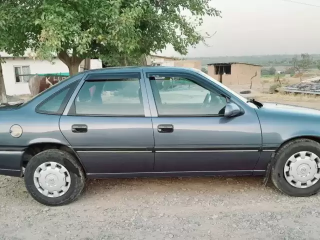 Opel Vectra A, 1996 1, avtobaza.tj