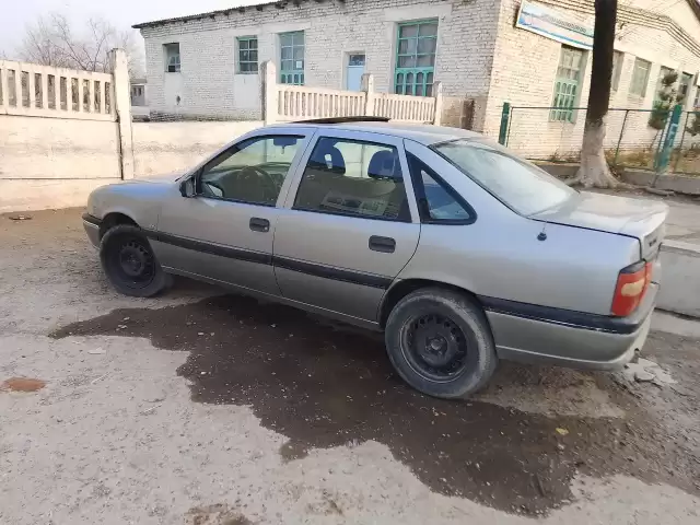 Opel Vectra A, 1995 1, avtobaza.tj