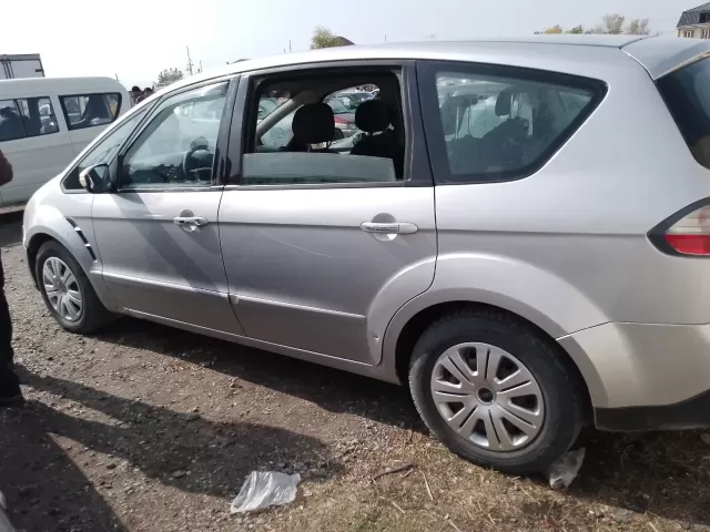 Ford C-Max 1, avtobaza.tj