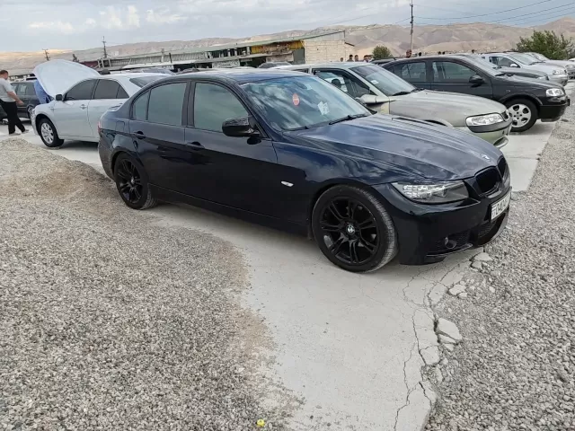 BMW 3 Series 320 1, avtobaza.tj