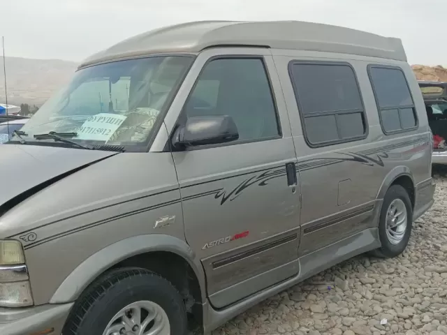 Chevrolet Astro 1, avtobaza.tj