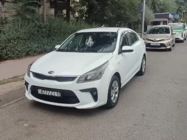 Kia Rio, 2019 1, avtobaza.tj