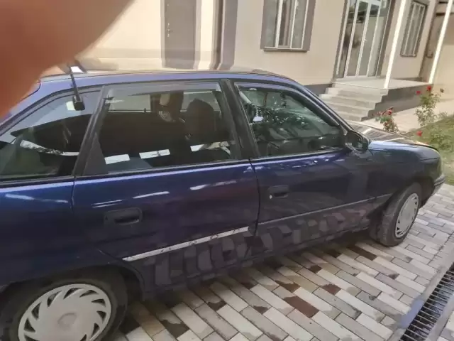 Opel Vectra A, 1996 1, avtobaza.tj